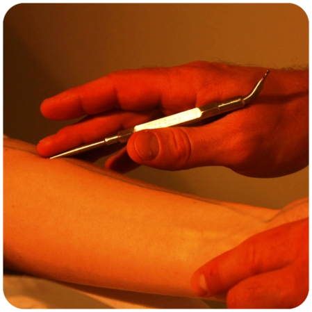 Dein Tennisarm/Tennisellenbogen/Golferellenbogen im Fuss können von deinem Masseur mit Massage in Baar/Zug gelöst werden.